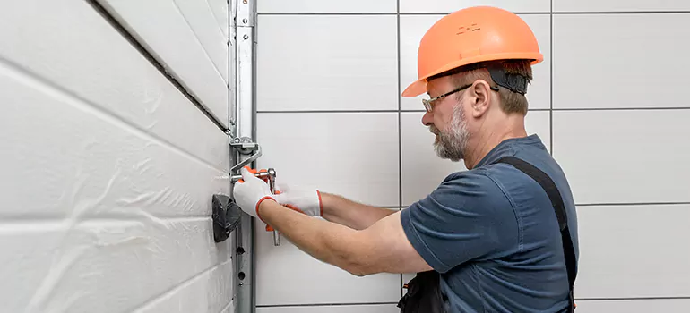 Commercial Garage Door Repair in St. Cloud, FL