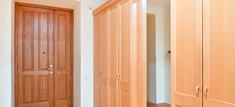 Glass Closet Door Repair in St. Cloud, FL